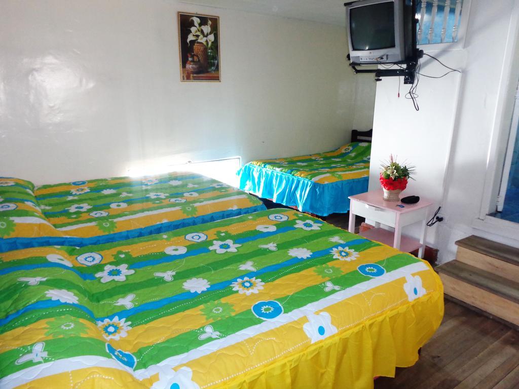 Hostal Yumbo Imperial Quito Rum bild