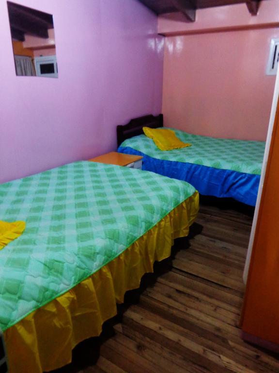 Hostal Yumbo Imperial Quito Rum bild