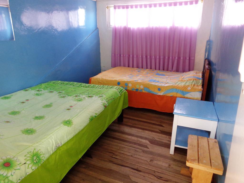 Hostal Yumbo Imperial Quito Rum bild