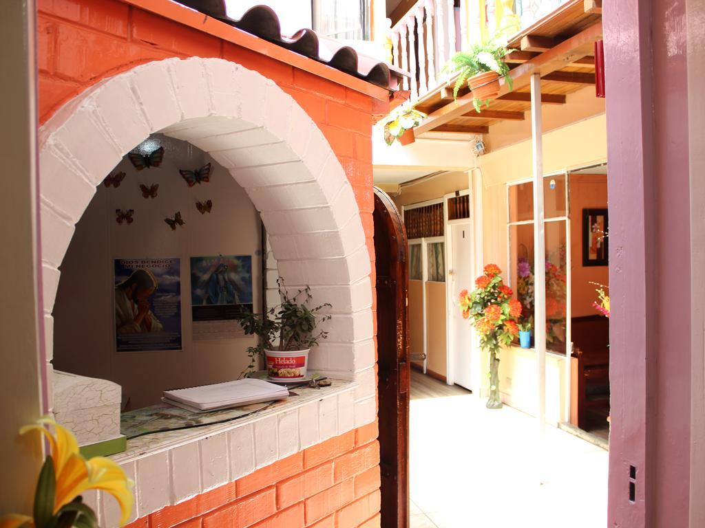 Hostal Yumbo Imperial Quito Exteriör bild