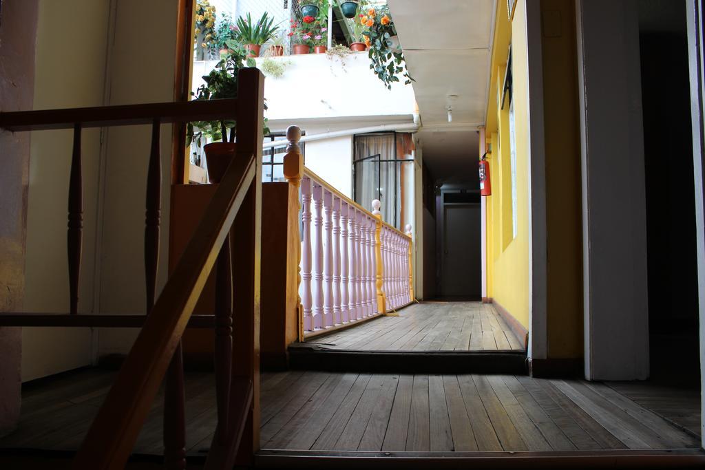 Hostal Yumbo Imperial Quito Exteriör bild