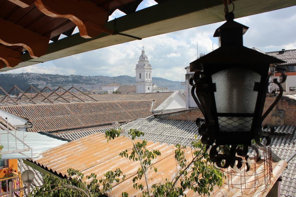 Hostal Yumbo Imperial Quito Exteriör bild